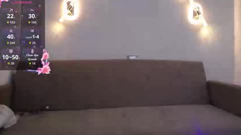 Snapshot of tifi_tifi chatting on 11.30.25 Tifany online show from 11.30.25