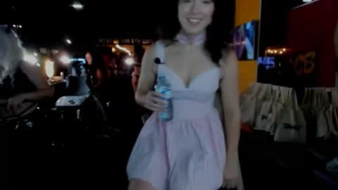 Snapshot of tiggerrosey chatting on 11.08.25 All my Links online show from 11.08.25