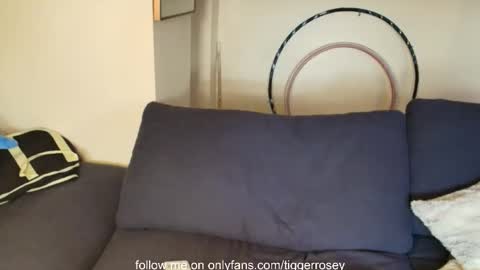 Snapshot of tiggerrosey chatting on 02.19.26 All my Links online show from 02.19.26