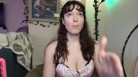 Snapshot of tiggerrosey chatting on 03.11.26 All my Links online show from 03.11.26