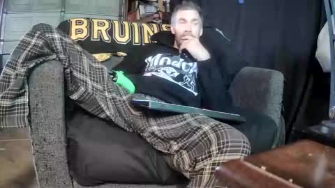 Tiggity23 come stroke my 9 cock with ne online show from 04.26.26