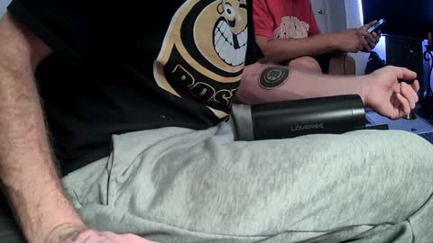 Tiggity23 come stroke my 9 cock with ne online show from 05.10.26