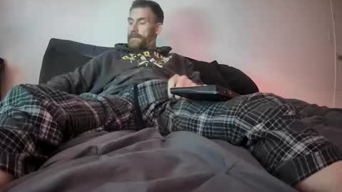 Tiggity23 come stroke my 9 cock with ne online show from 05.28.26