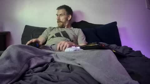 Tiggity23 come stroke my 9 cock with ne online show from 06.11.26
