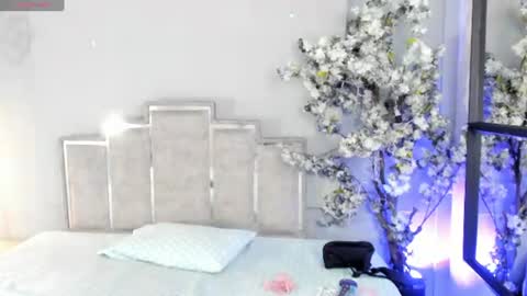Snapshot of tiianascott chatting on 07.22.26 tiianascott online show from 07.22.26