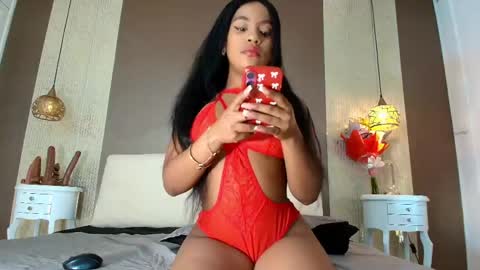 T I F F A N Y online show from 05.23.26