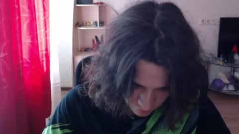 Snapshot of tiiiiiiiiiim chatting on 07.12.26 Tim online show from 07.12.26
