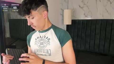 Tim Fox online show from 03.12.26