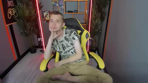 Snapshot of tim_blackk chatting on 10.06.25 Tim online show from 10.06.25