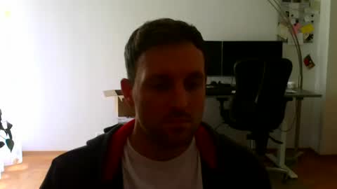 Snapshot of tima4 chatting on 10.21.25 tima4 online show from 10.21.25