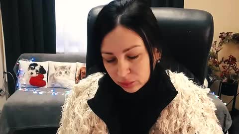 Luisa online show from 02.04.26