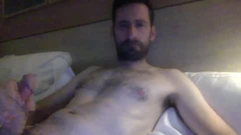 Snapshot of timetosetoff chatting on 05.19.26 itsjustashotaway online show from 05.19.26
