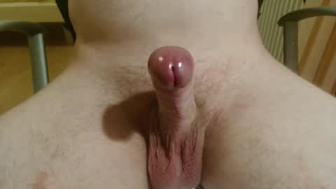 Snapshot of timide93 chatting on 11.24.25 jeune coquin online show from 11.24.25