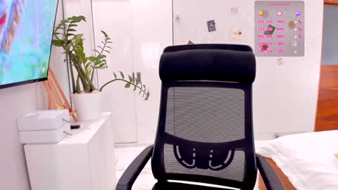 Timis but I prefer you whisper to my ear my girl online show from 01.01.25