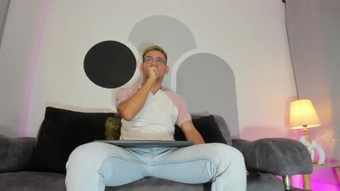 timi  jones online show from 01.09.25