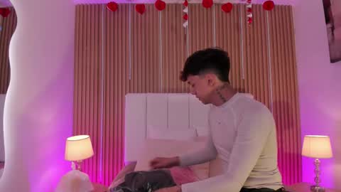 Snapshot of timothy_ross chatting on 02.28.26 Timothy 21 years old online show from 02.28.26