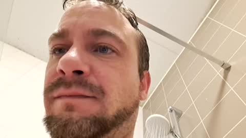 Snapshot of timuthy chatting on 12.24.24 timuthy online show from 12.24.24