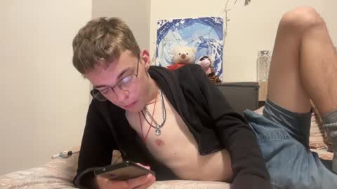 Snapshot of timveret chatting on 12.11.24 Wizard online show from 12.11.24