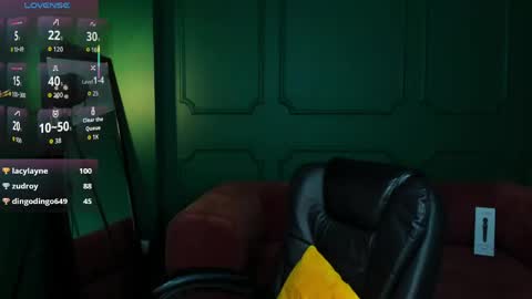 tina_tayllor__ online show from 04.15.26