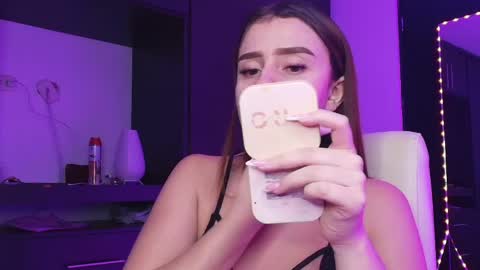 Snapshot of tinaajones_ chatting on 04.19.26 Tina online show from 04.19.26
