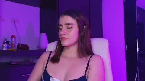 Snapshot of tinaajones_ chatting on 05.26.26 Tina online show from 05.26.26