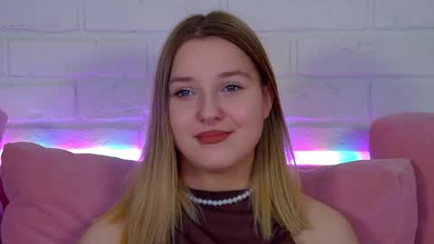 TinaBurton online show from 04.27.26