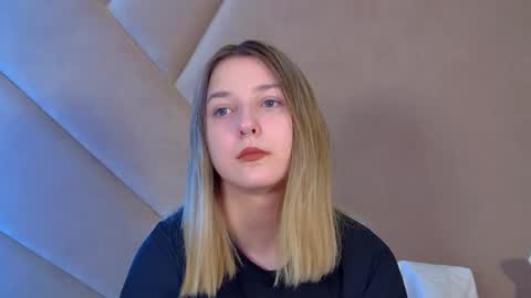 TinaBurton online show from 05.12.26