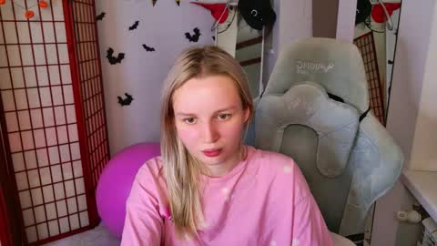 tinasiner online show from 11.02.25