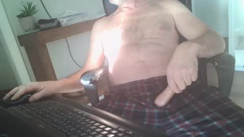 Snapshot of tincup430 chatting on 02.18.25 5 day load on deck online show from 02.18.25