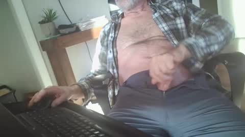 Snapshot of tincup430 chatting on 02.28.25 5 day load on deck online show from 02.28.25