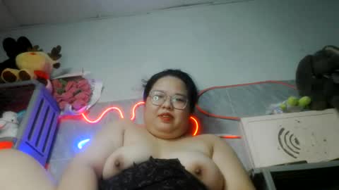 Snapshot of tini_bei chatting on 05.29.26 tini_bei online show from 05.29.26