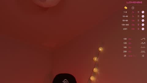 Polly online show from 03.04.25