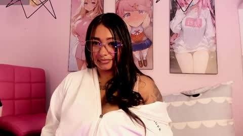 tinna noa online show from 04.04.26