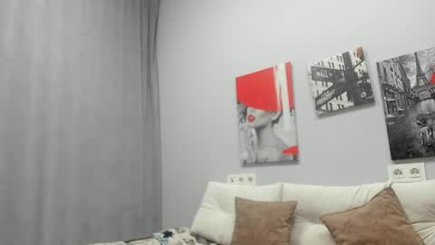 Snapshot of tiny__juju chatting on 04.13.26 JuJu online show from 04.13.26