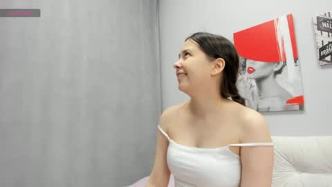 Snapshot of tiny__juju chatting on 05.18.26 JuJu online show from 05.18.26