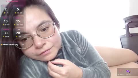 Tiny Caroline online show from 09.26.25