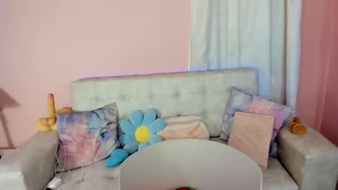 tiny_cora online show from 03.02.25