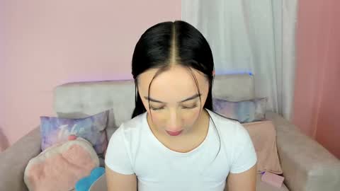 tiny_cora online show from 03.03.25