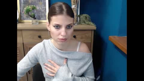 Gloria online show from 11.19.25