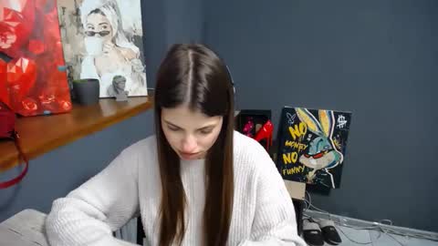 Gloria online show from 12.01.25