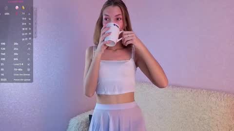 Lily online show from 10.06.25