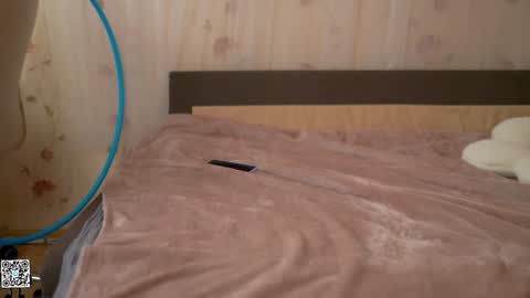 Lyssa     online show from 01.31.25