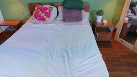 tiny_whore18 online show from 06.14.26