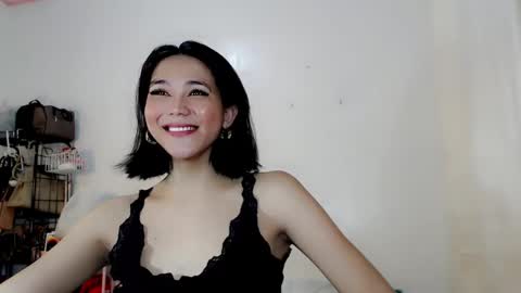 Make me Happy online show from 12.22.24