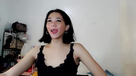 Make me Happy online show from 12.26.24