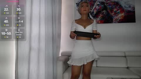 Snapshot of tinymilf_ chatting on 02.08.26 Miss Natty online show from 02.08.26
