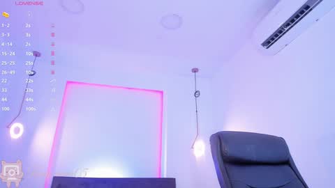 Luna  online show from 12.14.24