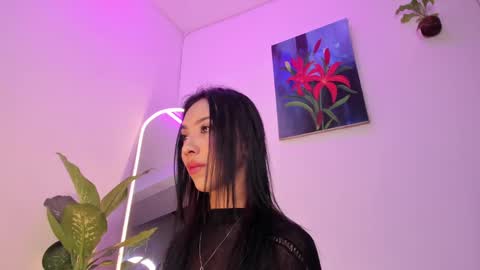 Luna  online show from 03.05.25