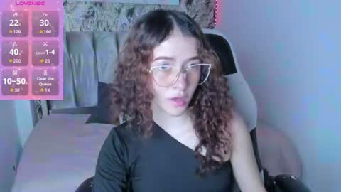 tinysophi online show from 06.14.26