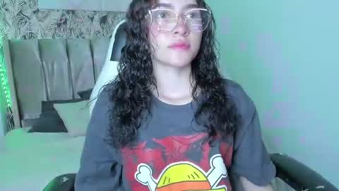 tinysophi online show from 06.24.26